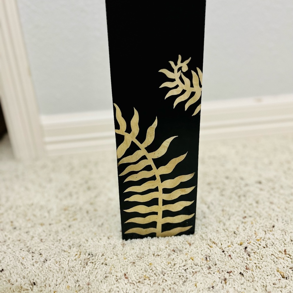 Candle holder
